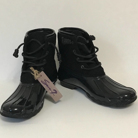 Seven7 Shoes - Seven7 Women's Black Wool Goose Boots